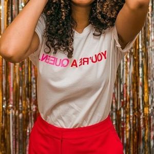 Daisy Natives You're A Queen Tee